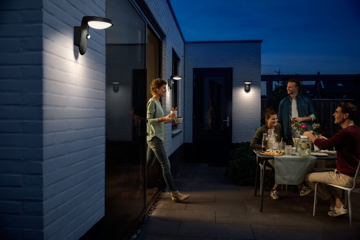 Philips june deals outdoor wall light